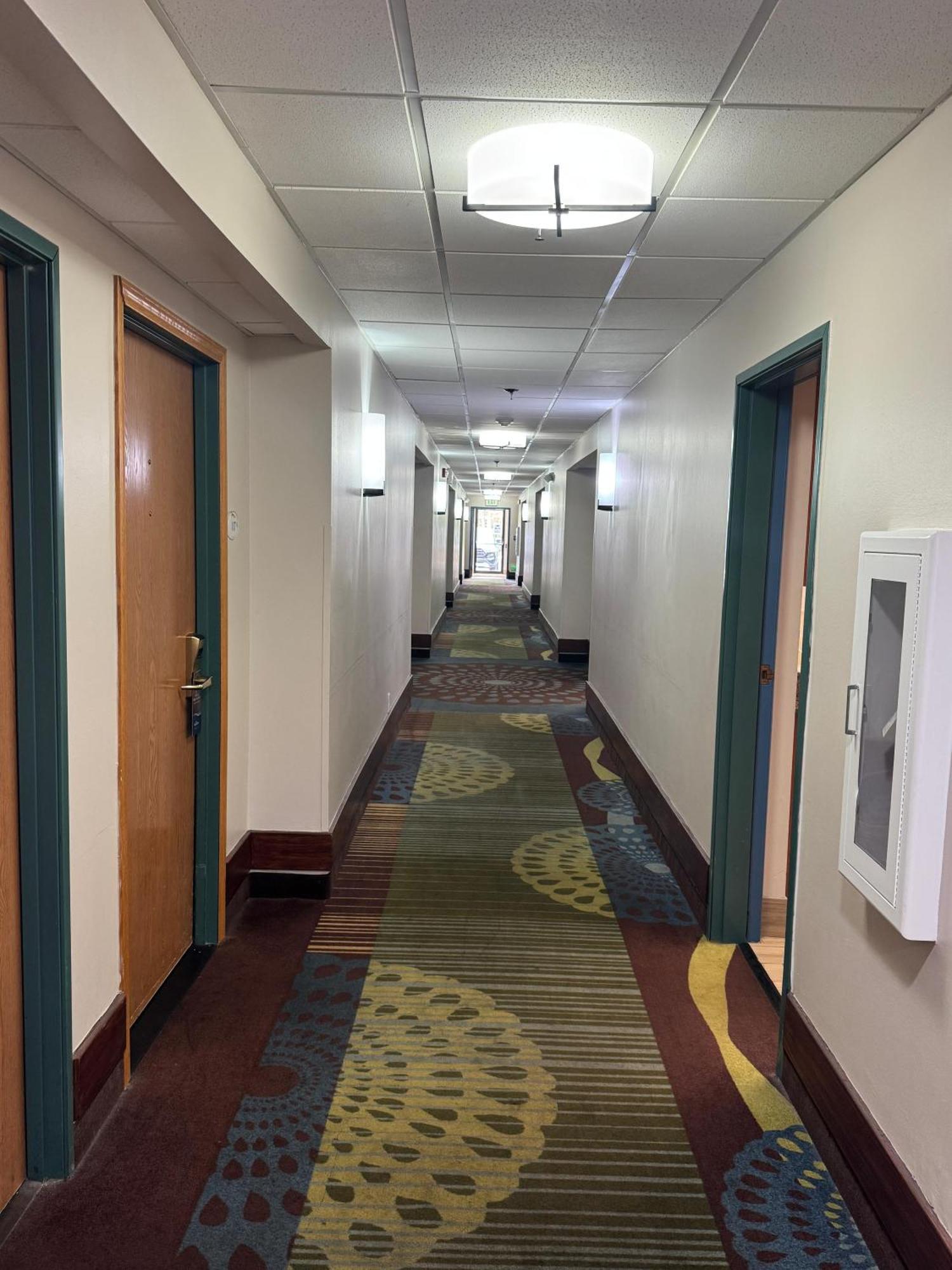 Baymont By Wyndham Mishawaka South Bend Area Hotel Eksteriør billede