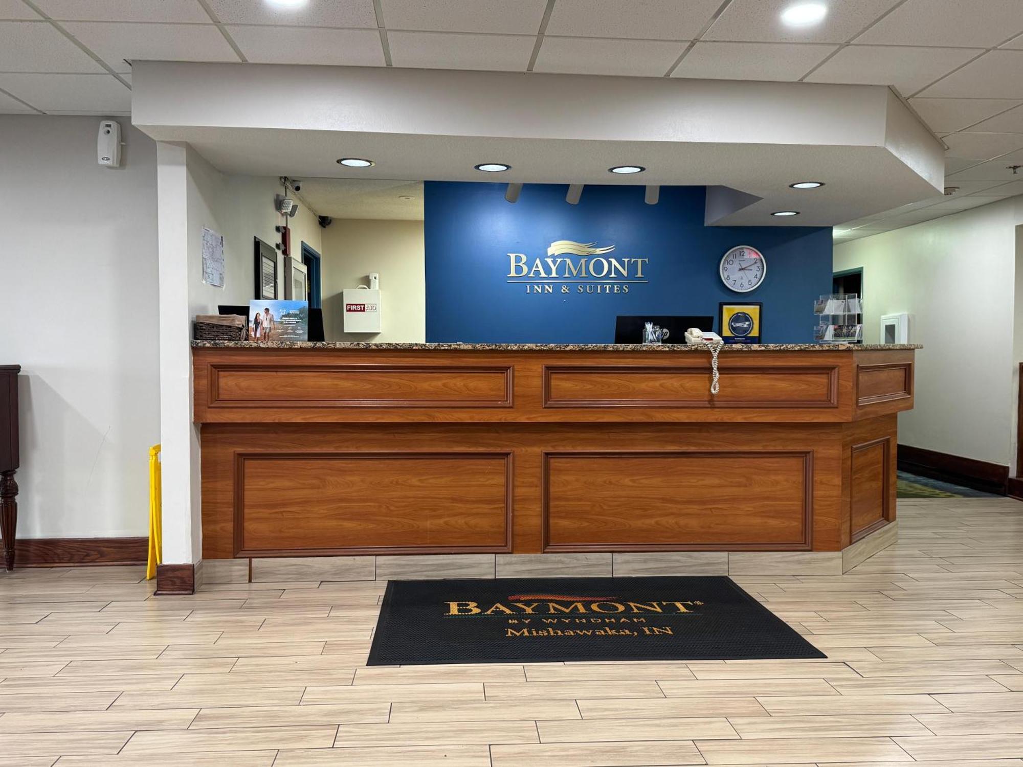 Baymont By Wyndham Mishawaka South Bend Area Hotel Eksteriør billede