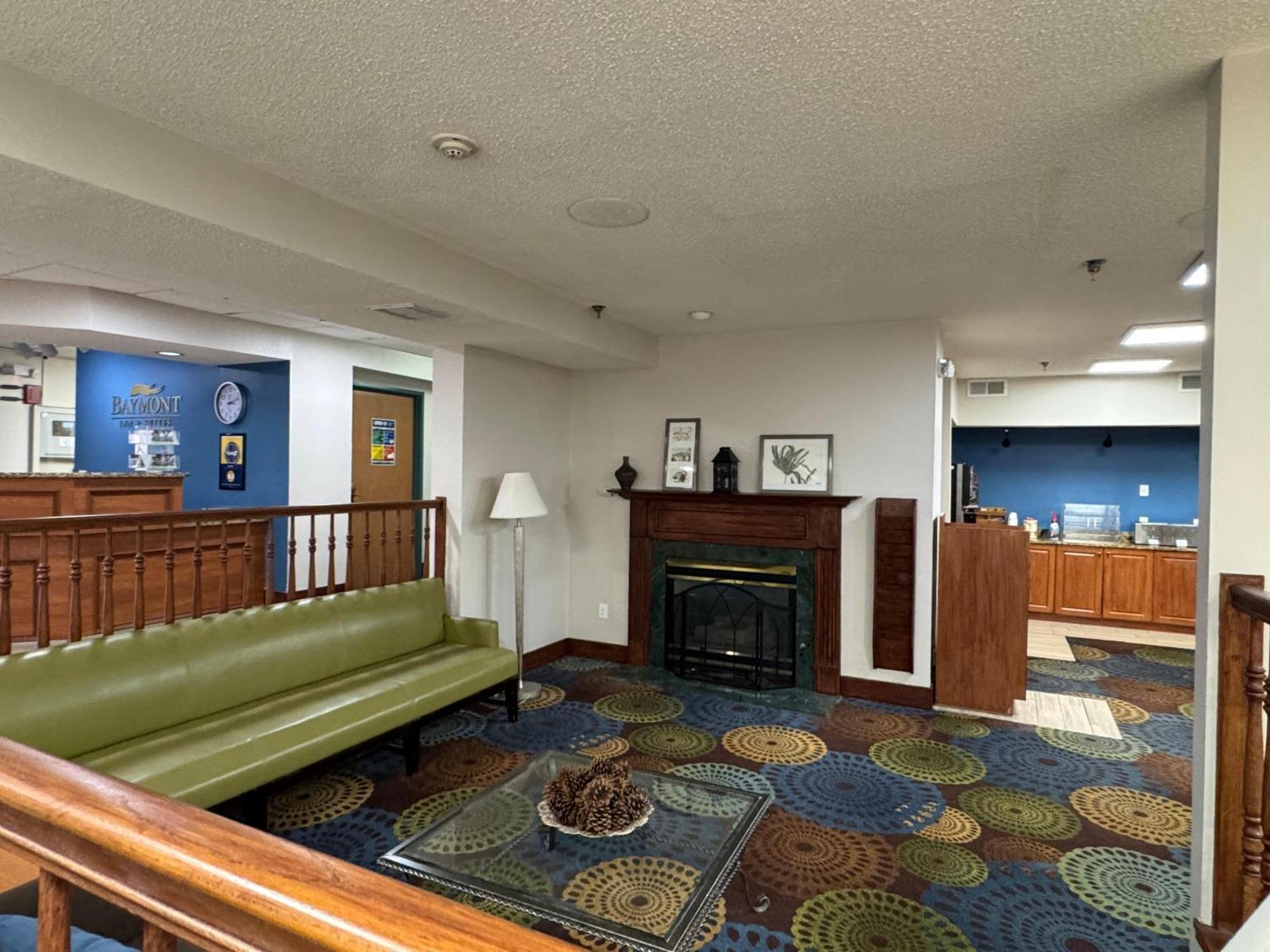 Baymont By Wyndham Mishawaka South Bend Area Hotel Eksteriør billede
