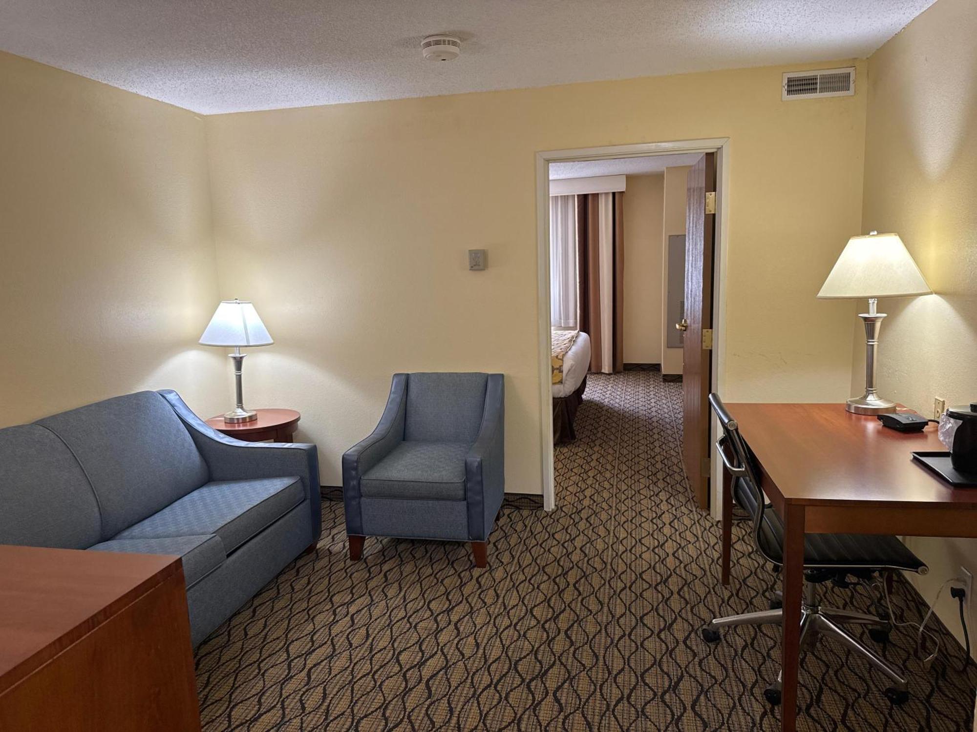 Baymont By Wyndham Mishawaka South Bend Area Hotel Eksteriør billede